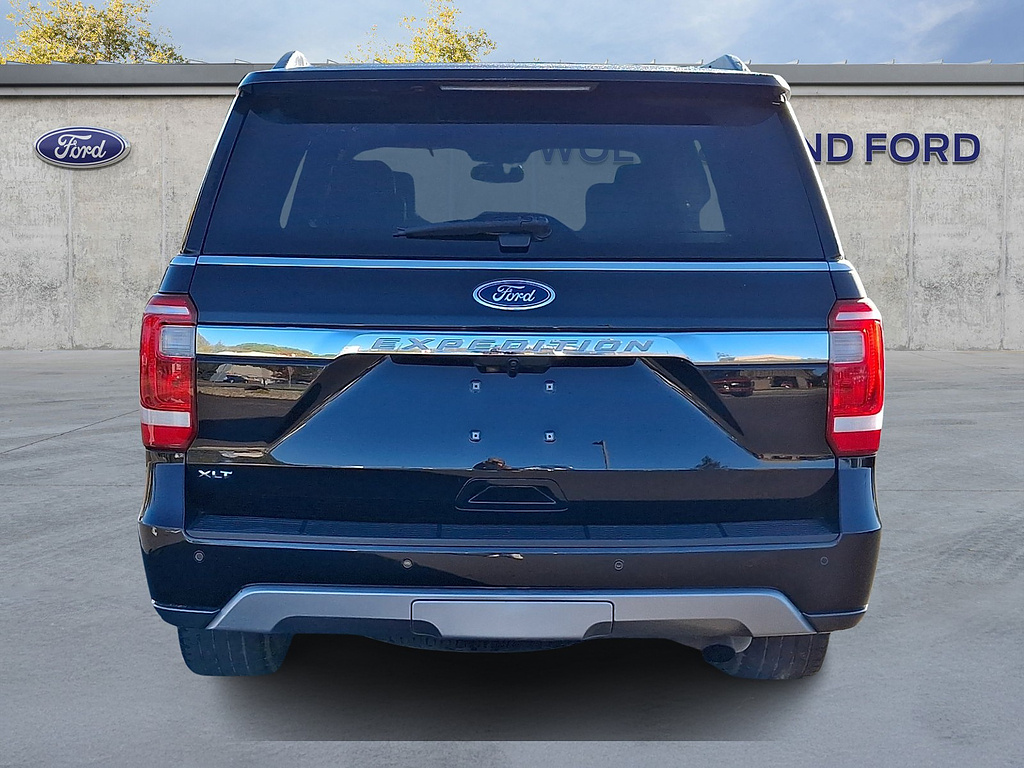 2021 Ford Expedition photo 5 of 31