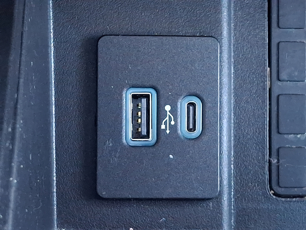 2021 Ford Expedition photo 26 of 31