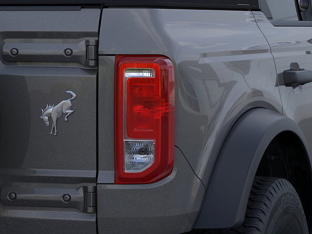 2025 Ford Bronco photo 23 of 25