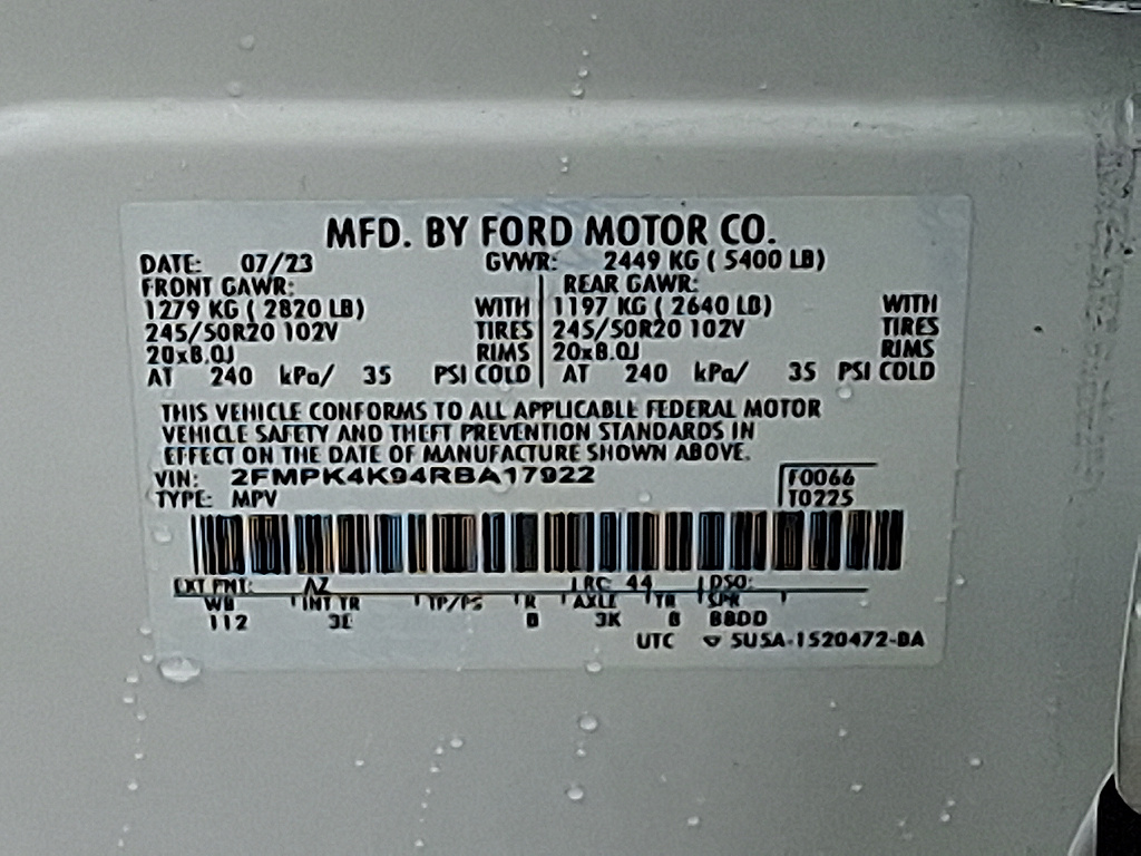 2024 Ford Edge photo 27 of 31