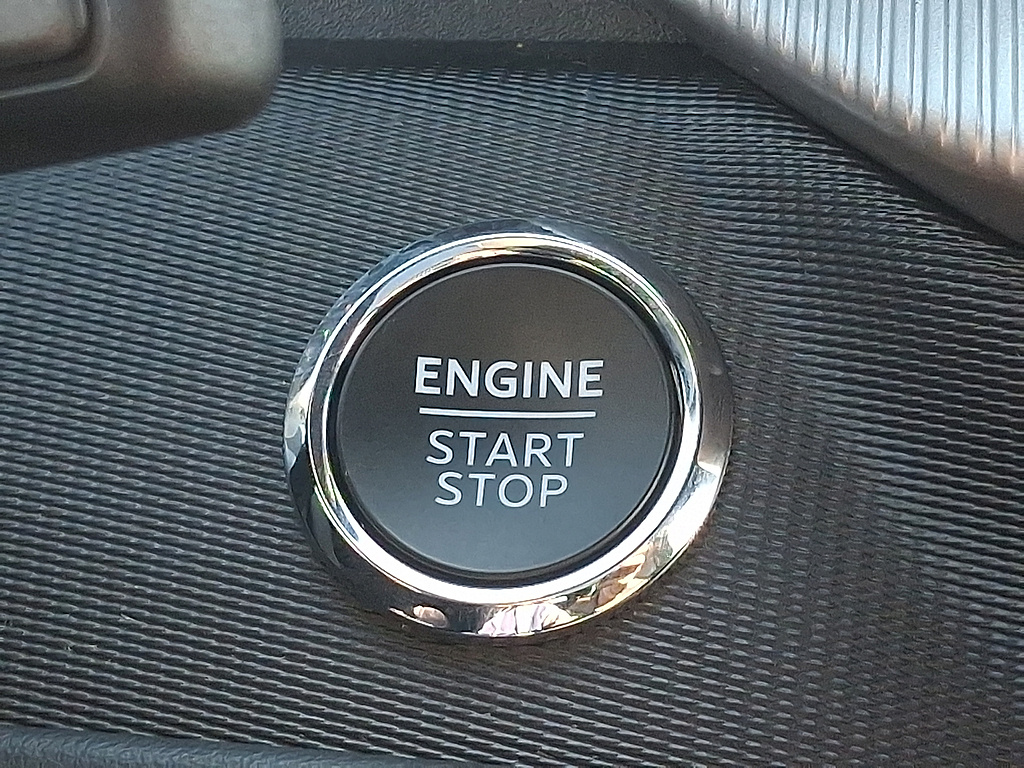 2026 Ford Explorer photo 24 of 31