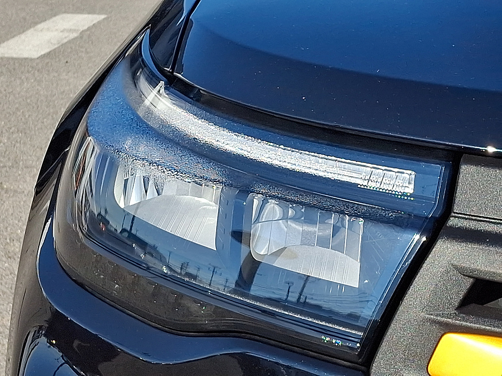2026 Ford Explorer photo 9 of 31