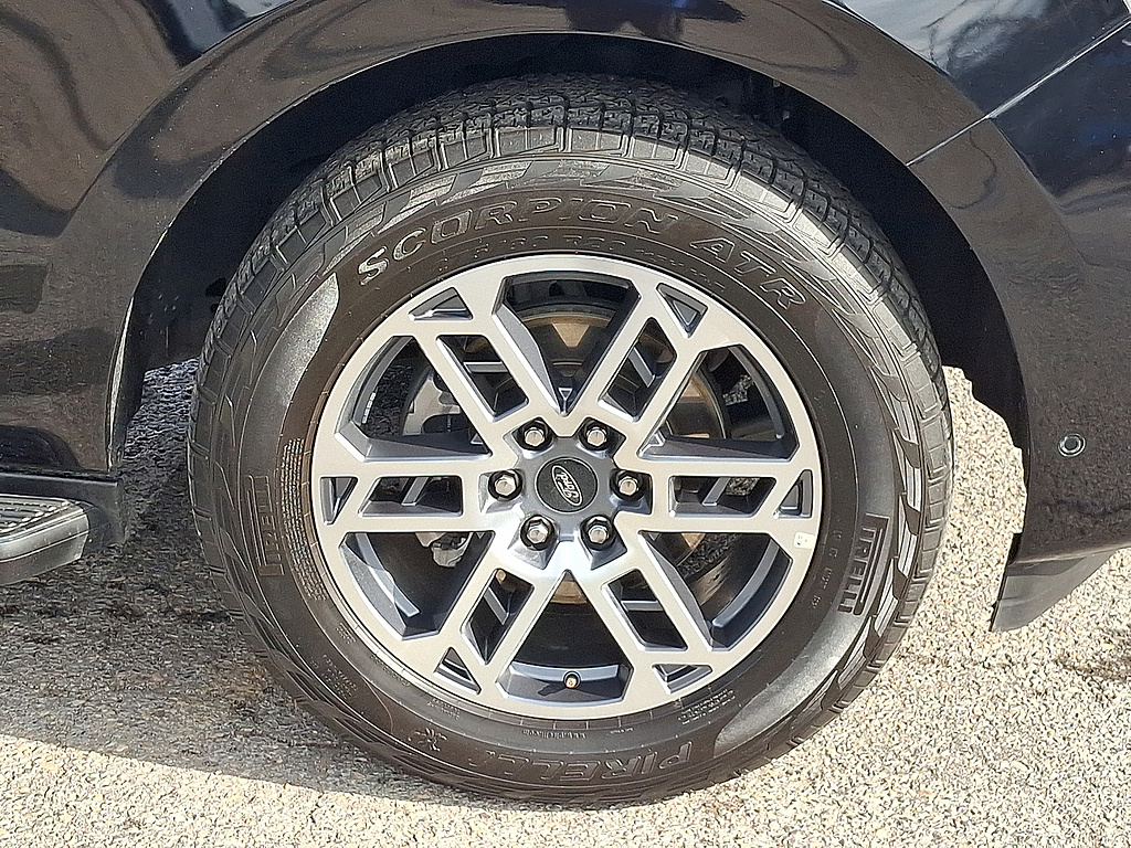 2025 Ford Expedition Active Agate Black at Altoona Honda