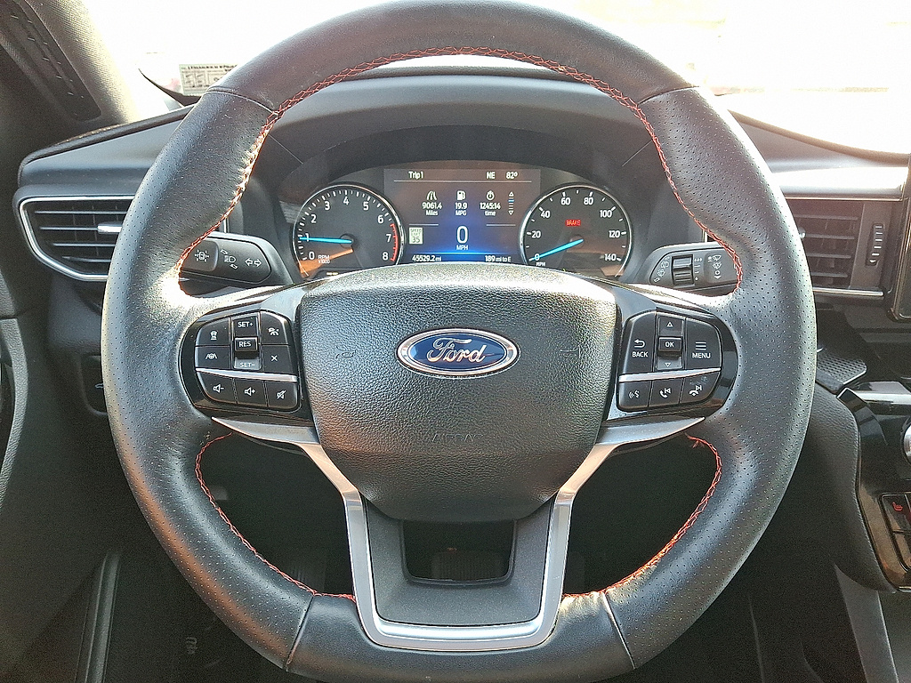 2023 Ford Explorer ST-Line Forged Green at Lake View Ford