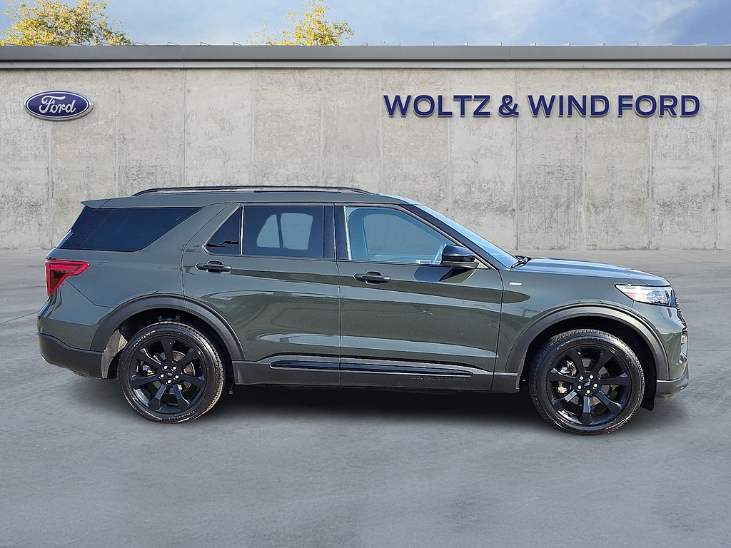 2023 Ford Explorer ST-Line Forged Green at Lake View Ford