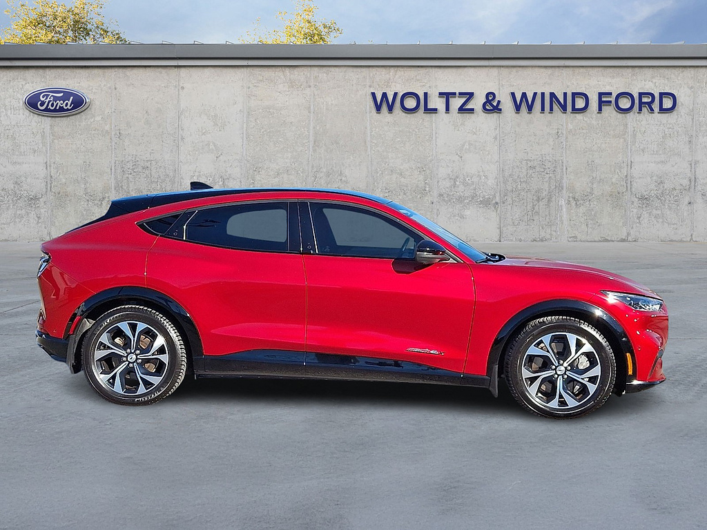2023 Ford Mustang Mach-E photo 7 of 31