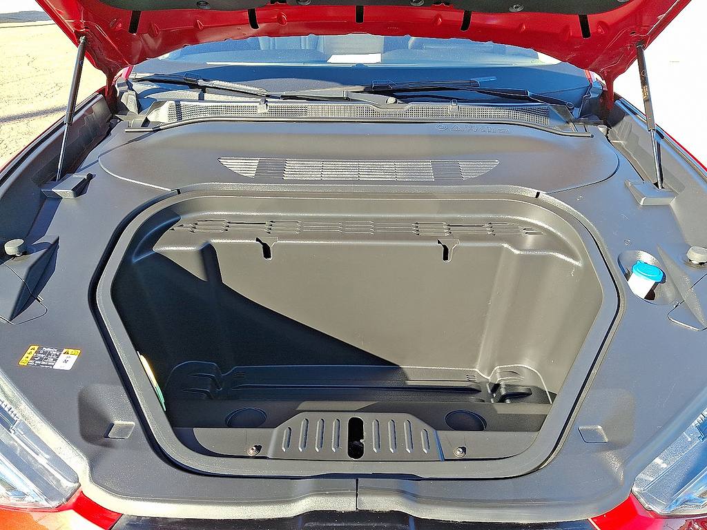 2023 Ford Mustang Mach-E photo 28 of 31