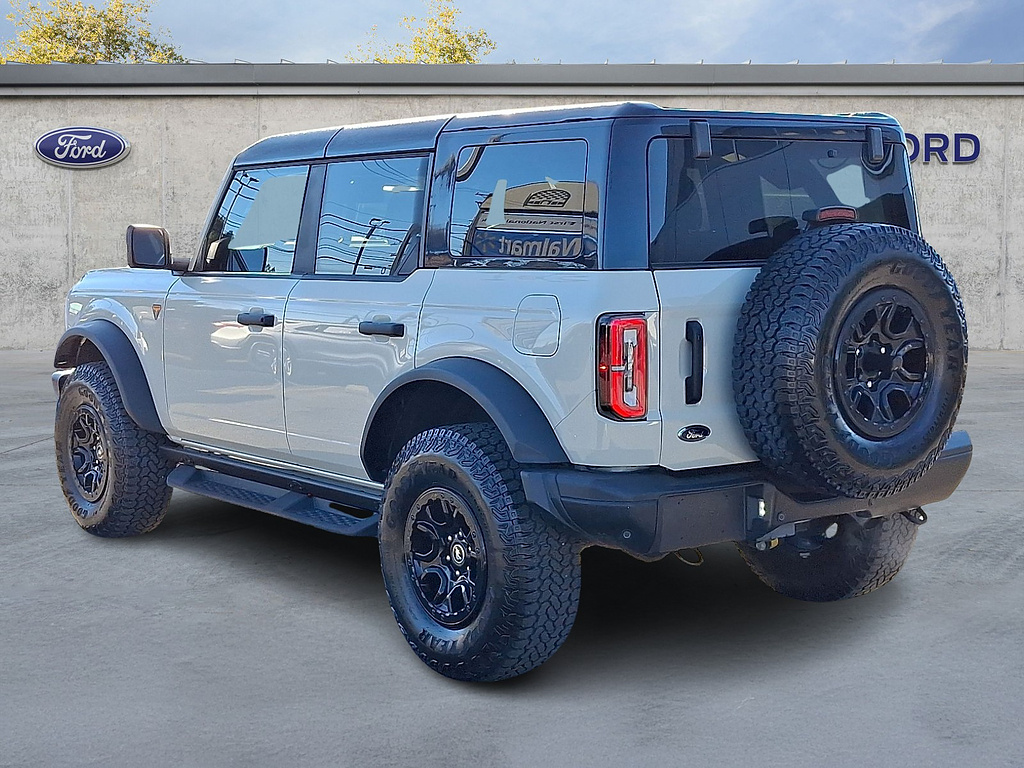 2025 Ford Bronco photo 4 of 31
