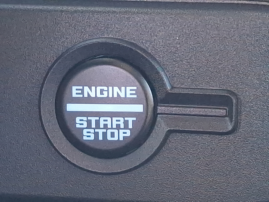 2025 Ford Bronco photo 25 of 31