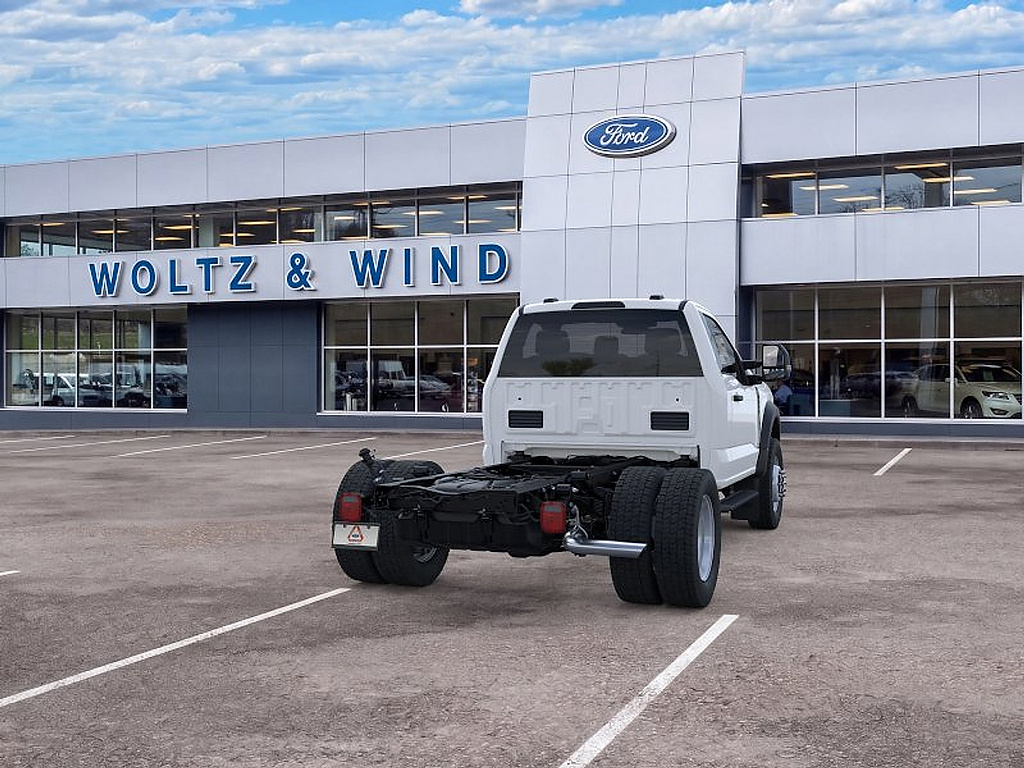 2026 Ford Super Duty F-550 DRW photo 8 of 22