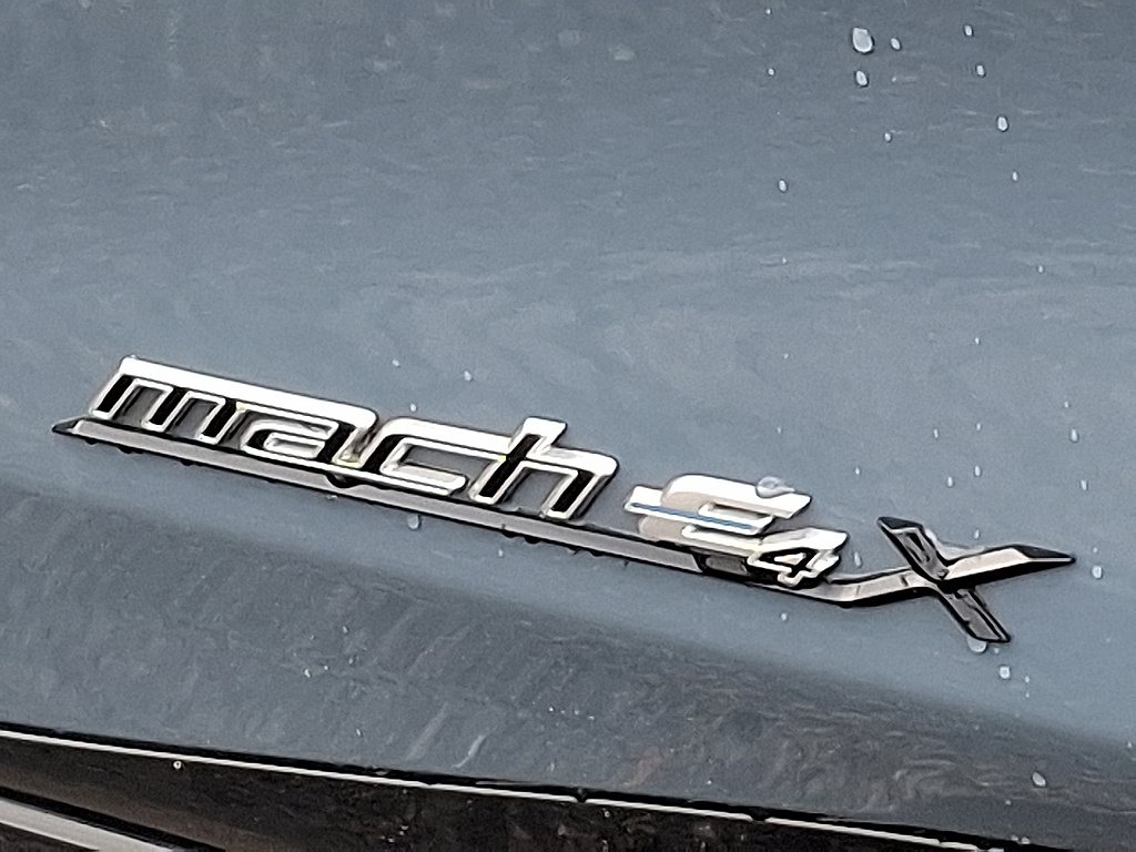 2024 Ford Mustang Mach-E photo 30 of 31