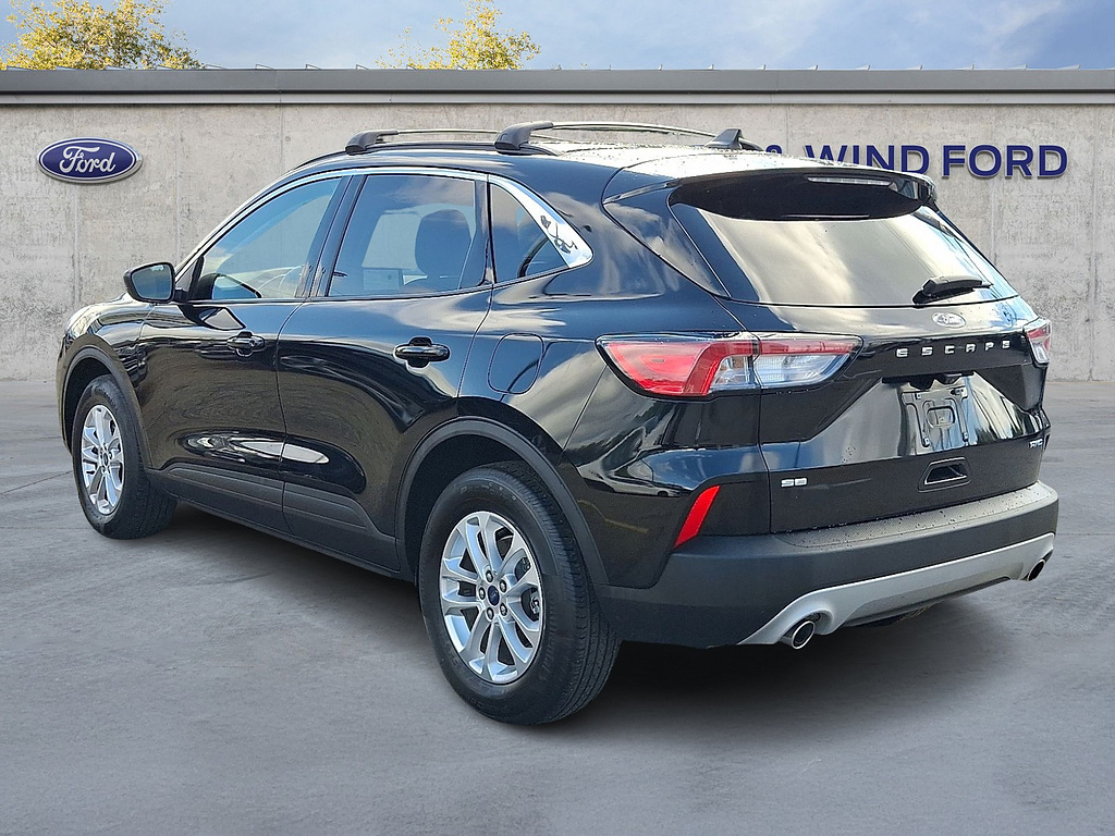 2022 Ford Escape SE Agate Black at Lake View Ford