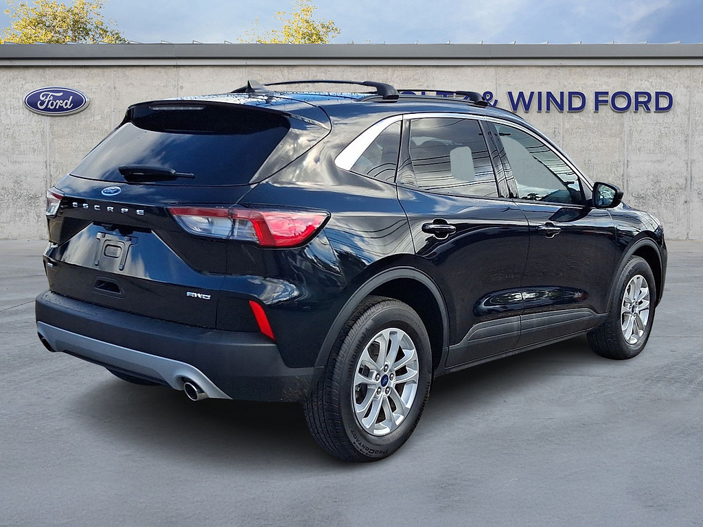 2022 Ford Escape SE Agate Black at Lake View Ford