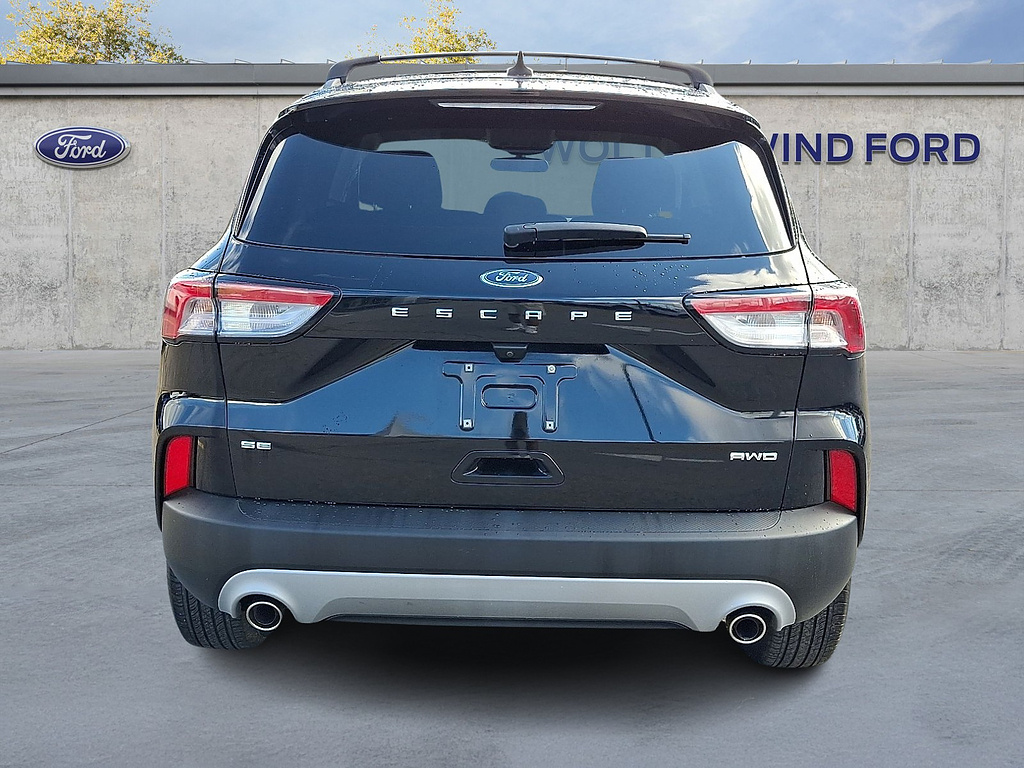 2022 Ford Escape SE Agate Black at Lake View Ford