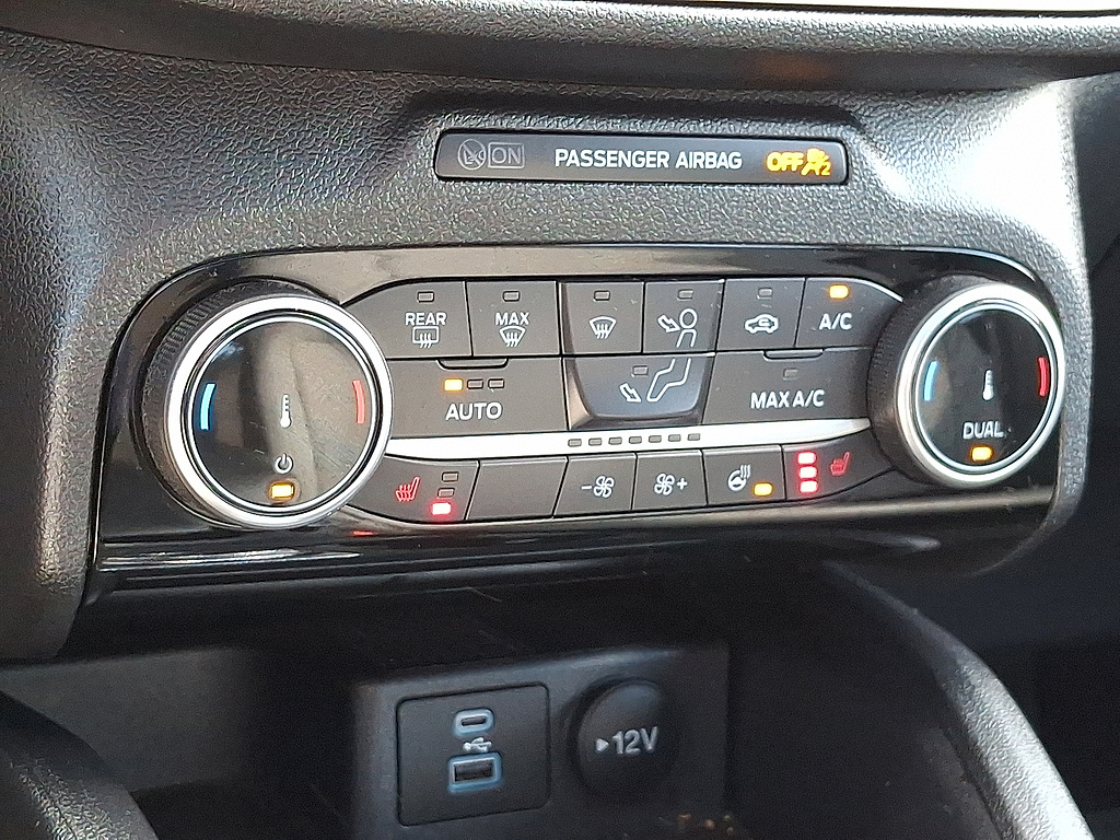 2022 Ford Escape SE Agate Black at Lake View Ford