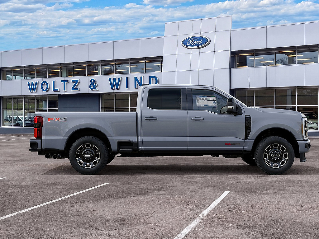 2027 Ford Super Duty F-350 SRW photo 5 of 22