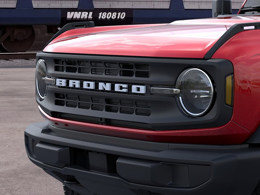 2026 Ford Bronco photo 19 of 25