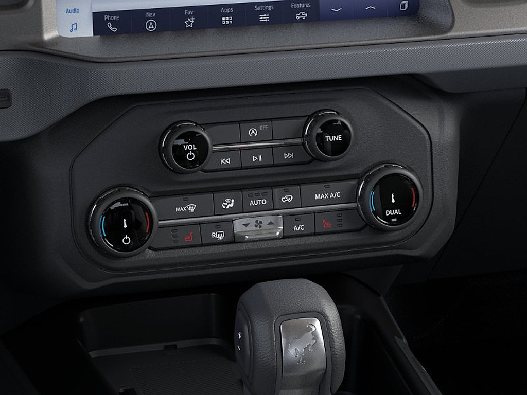 2026 Ford Bronco photo 16 of 25
