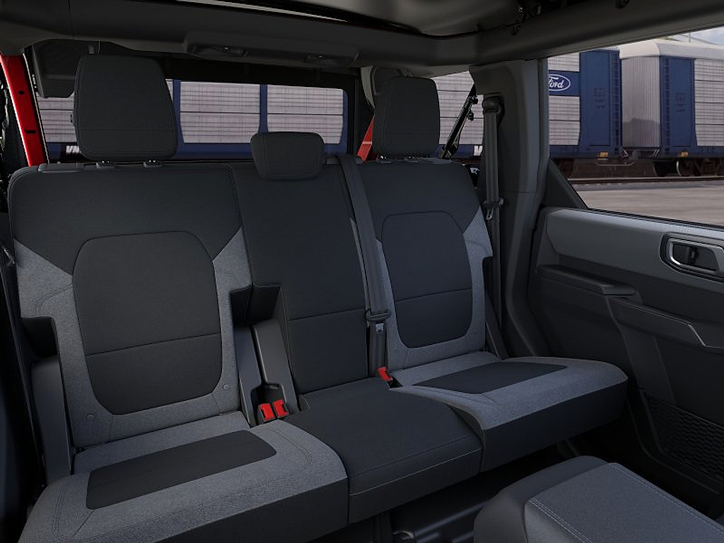 2026 Ford Bronco photo 11 of 25