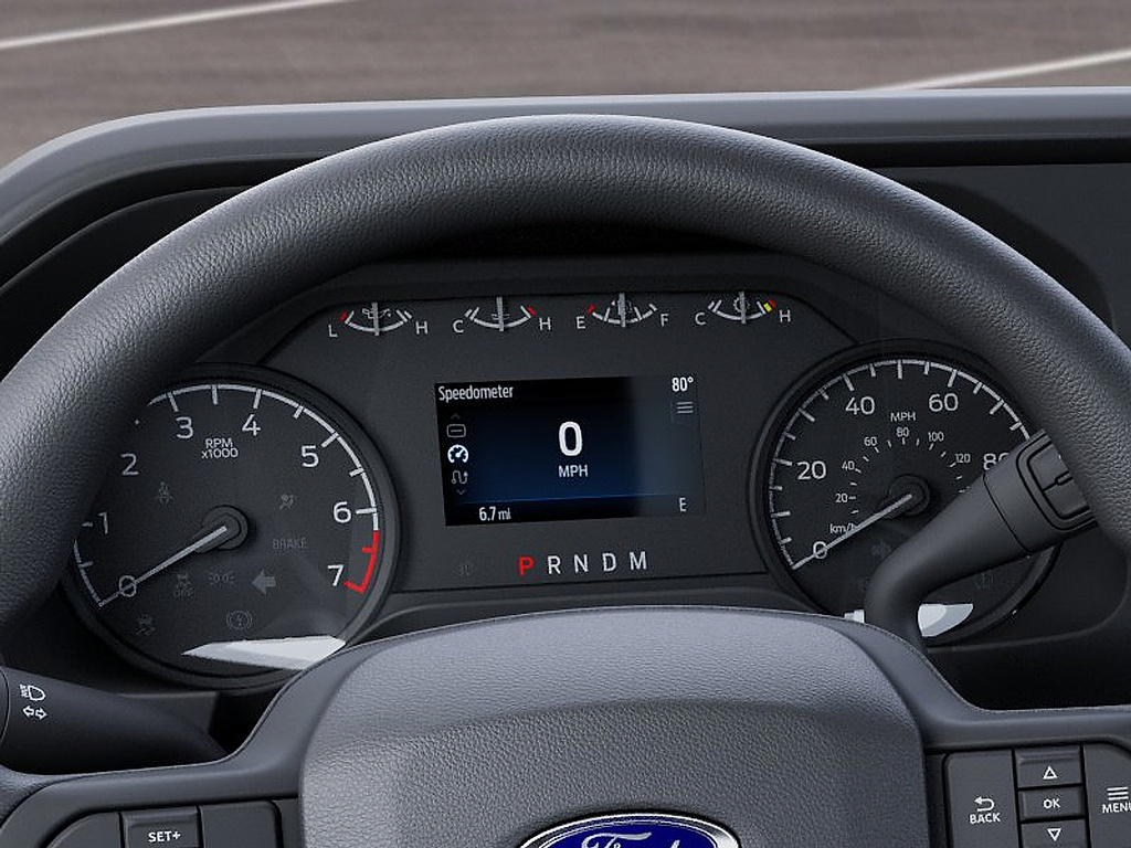 2027 Ford Super Duty F-350 SRW photo 13 of 22