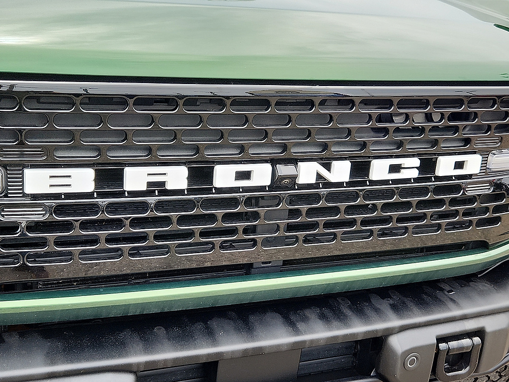 2025 Ford Bronco Badlands Eruption Green at Washington Ford