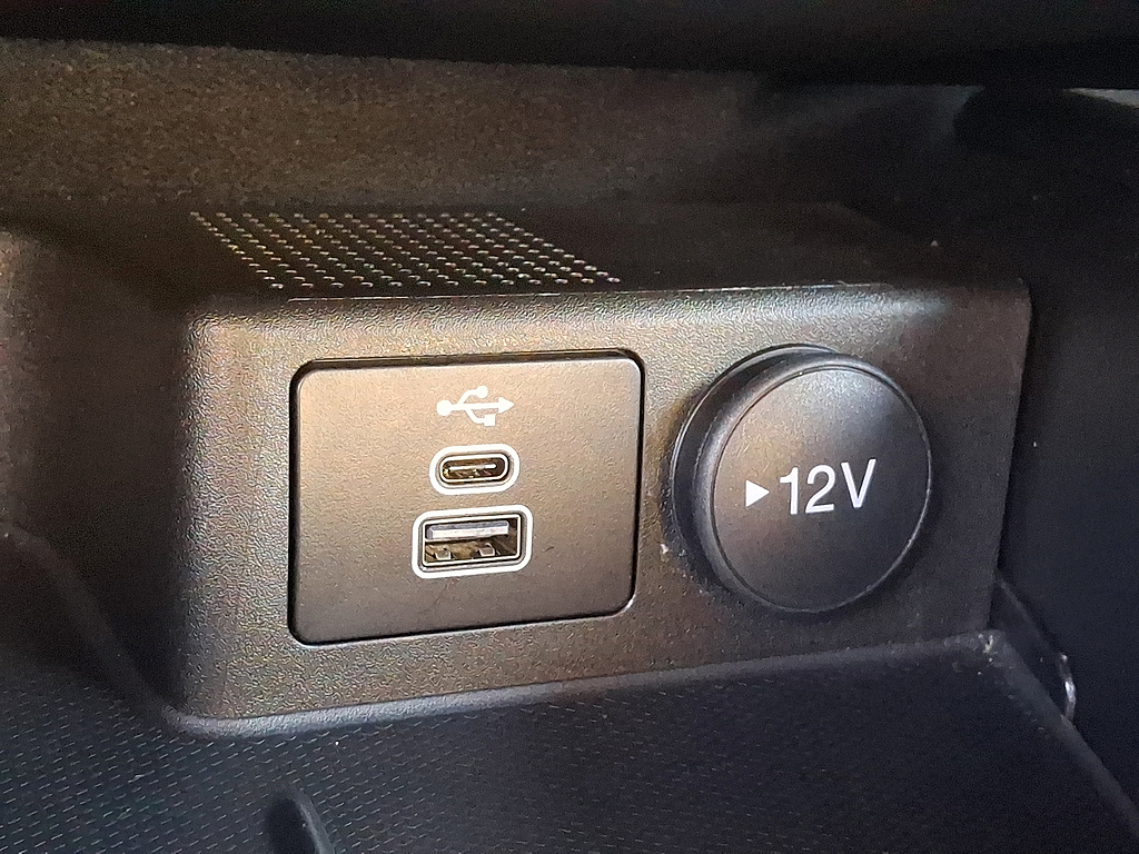 2024 Ford Escape photo 23 of 31