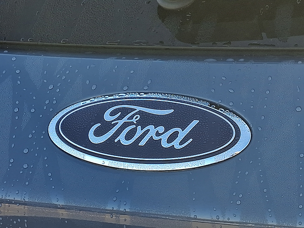 2024 Ford Escape photo 29 of 31