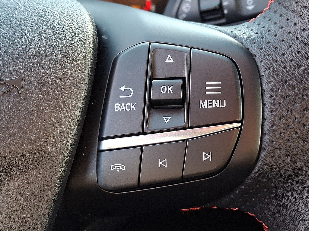 2024 Ford Escape photo 22 of 31