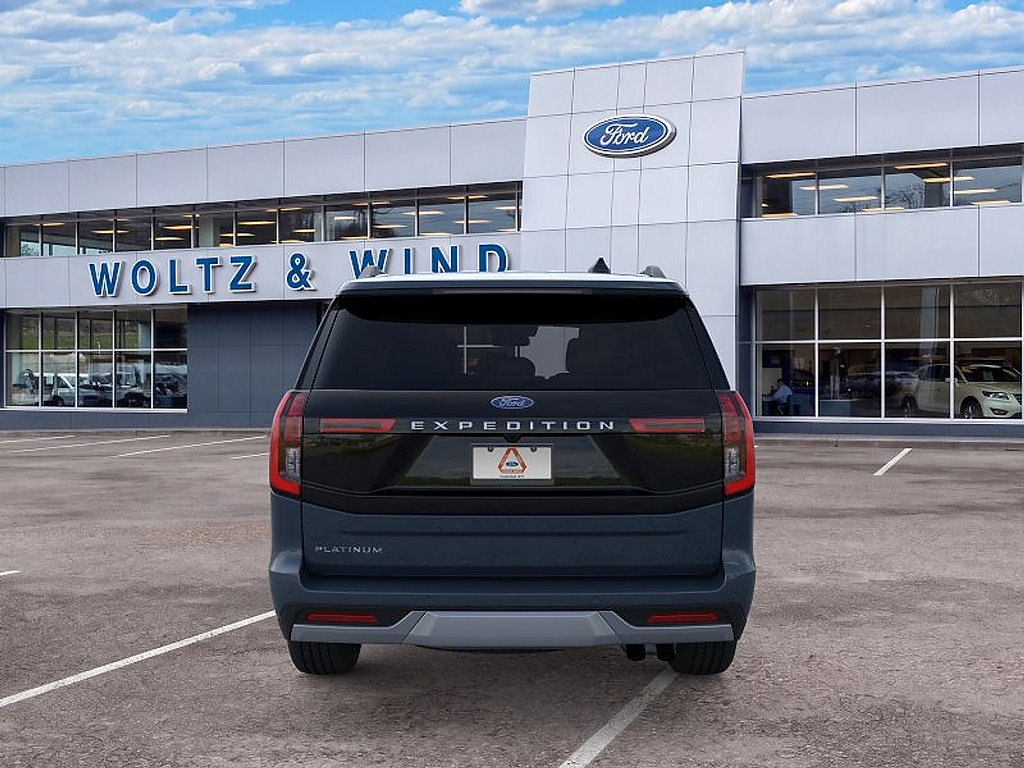 2026 Ford Expedition Platinum - 4