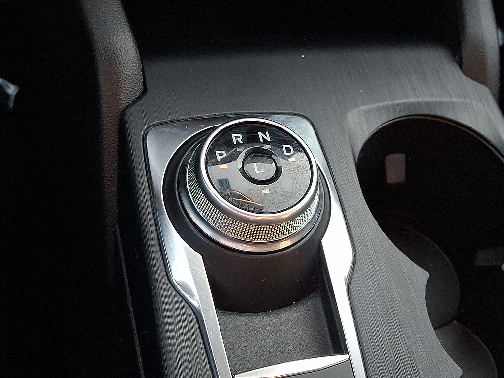 2024 Ford Escape photo 14 of 31