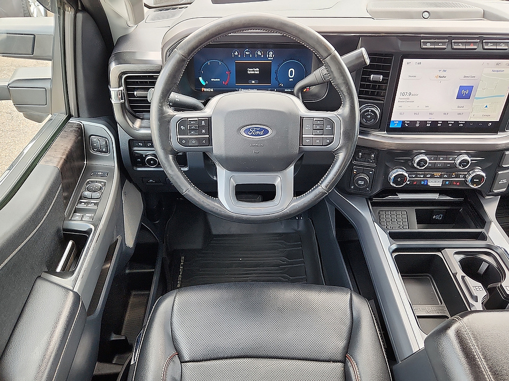 2024 Ford Super Duty F-350 SRW Lariat - 10