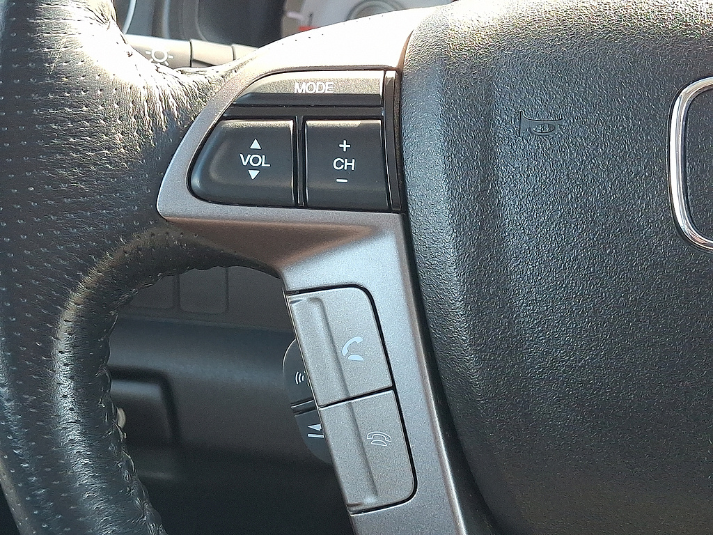 2012 Honda Pilot Touring WHITE DIAMOND PEA at Diehl Automotive