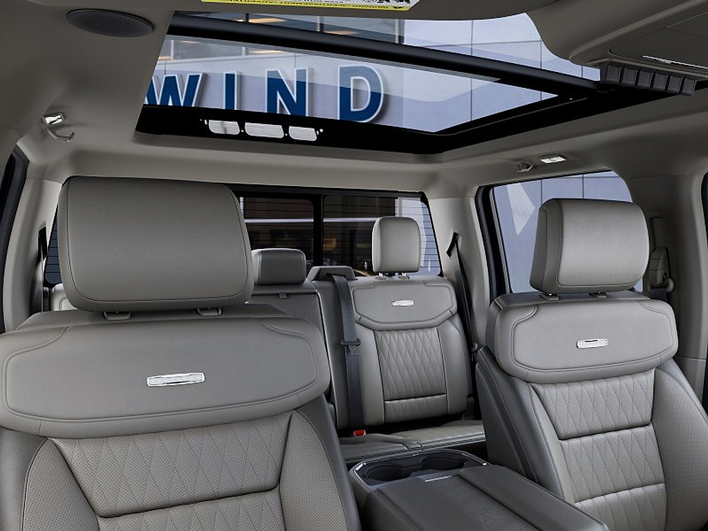 2027 Ford Super Duty F-350 SRW photo 22 of 22