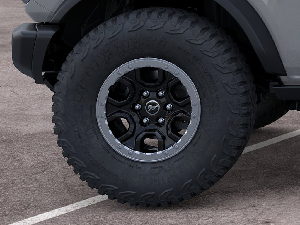 2026 Ford Bronco Badlands Avalanche Gray at Lake View Ford