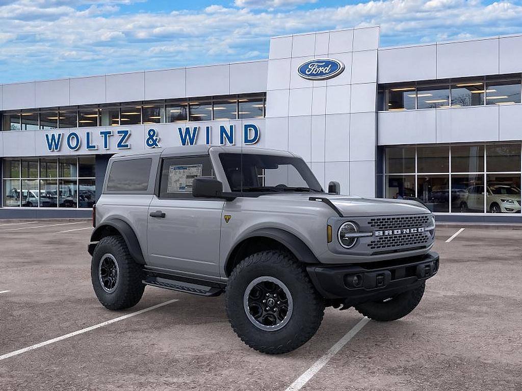 2026 Ford Bronco Badlands Avalanche Gray at Lake View Ford