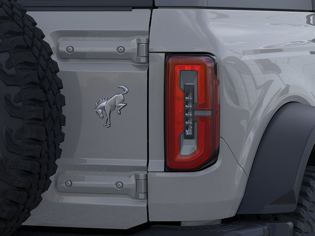 2026 Ford Bronco Badlands Avalanche Gray at Lake View Ford