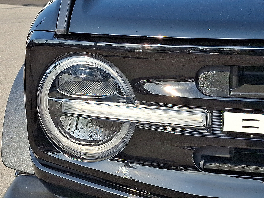 2023 Ford Bronco Outer Banks Advanced Shadow Black at Washington Ford