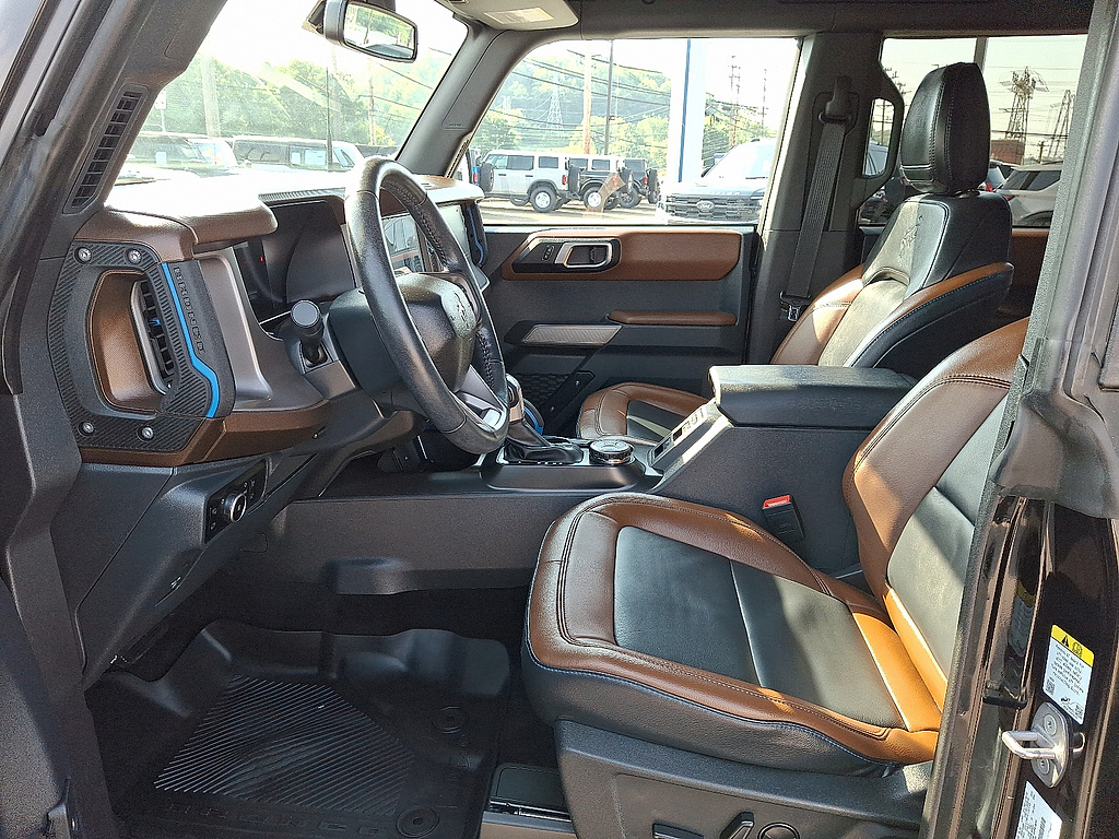 2023 Ford Bronco Outer Banks Advanced Shadow Black at Washington Ford