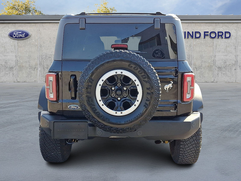 2023 Ford Bronco Outer Banks Advanced Shadow Black at Washington Ford