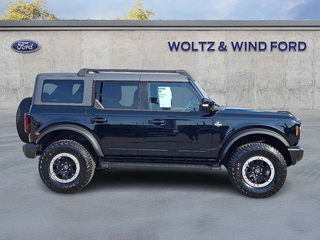 2023 Ford Bronco Outer Banks Advanced Shadow Black at Washington Ford