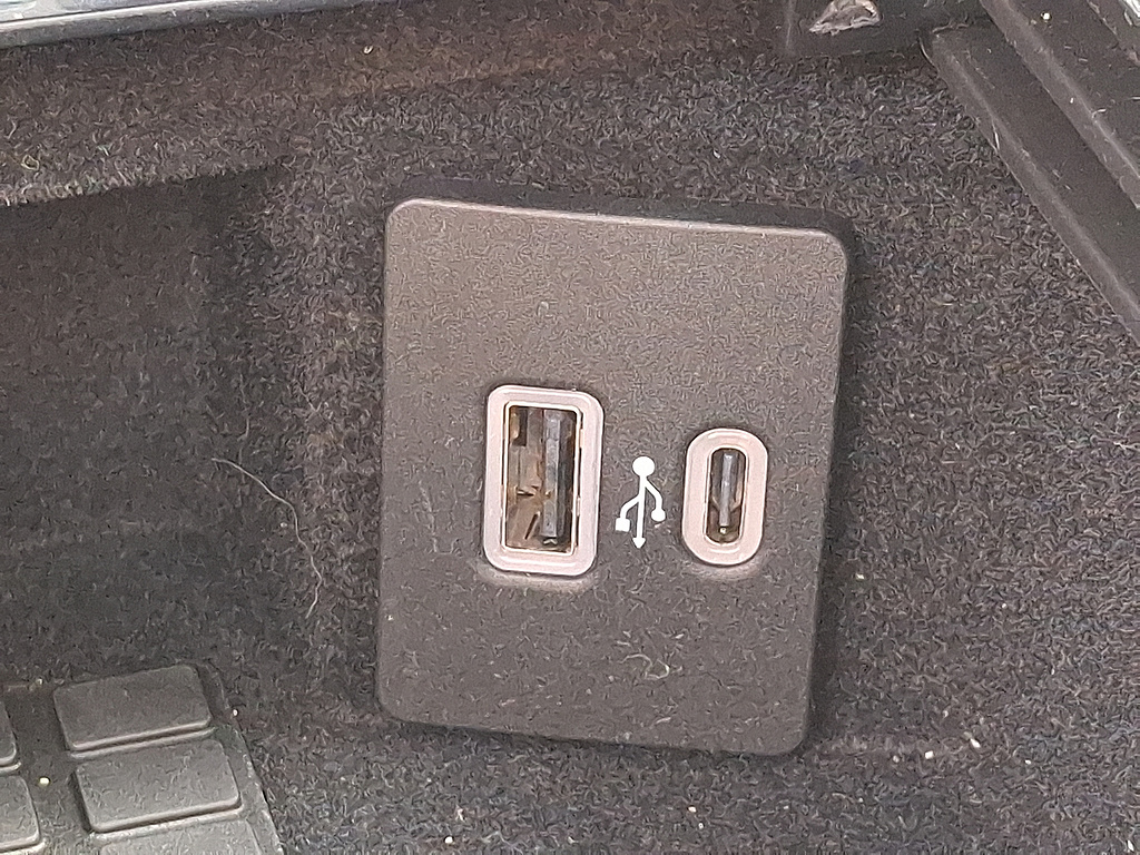 2024 Lincoln Corsair Grand Touring Infinite Black at Solomon Chevrolet