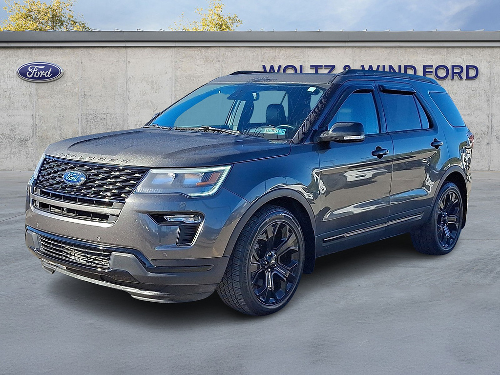 2019 Ford Explorer photo 3 of 31