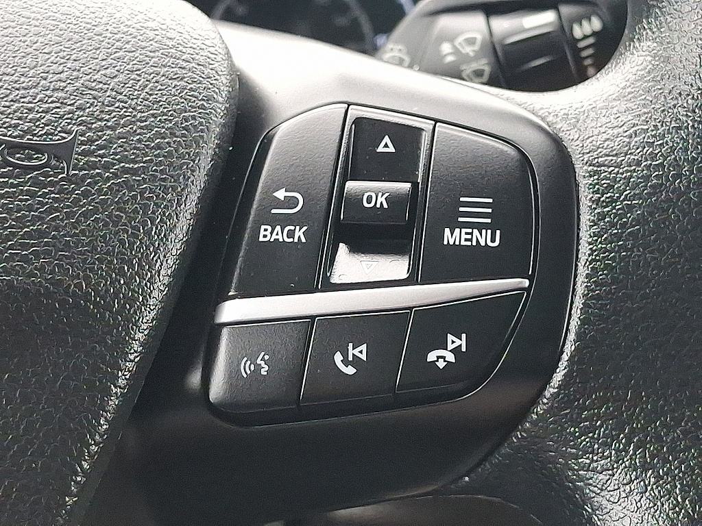 2024 Ford Transit Cargo Van photo 23 of 31