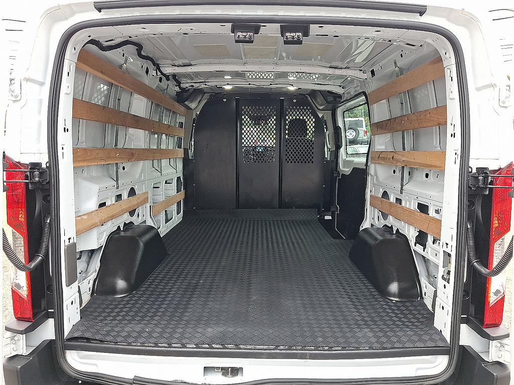 2024 Ford Transit Cargo Van photo 28 of 31