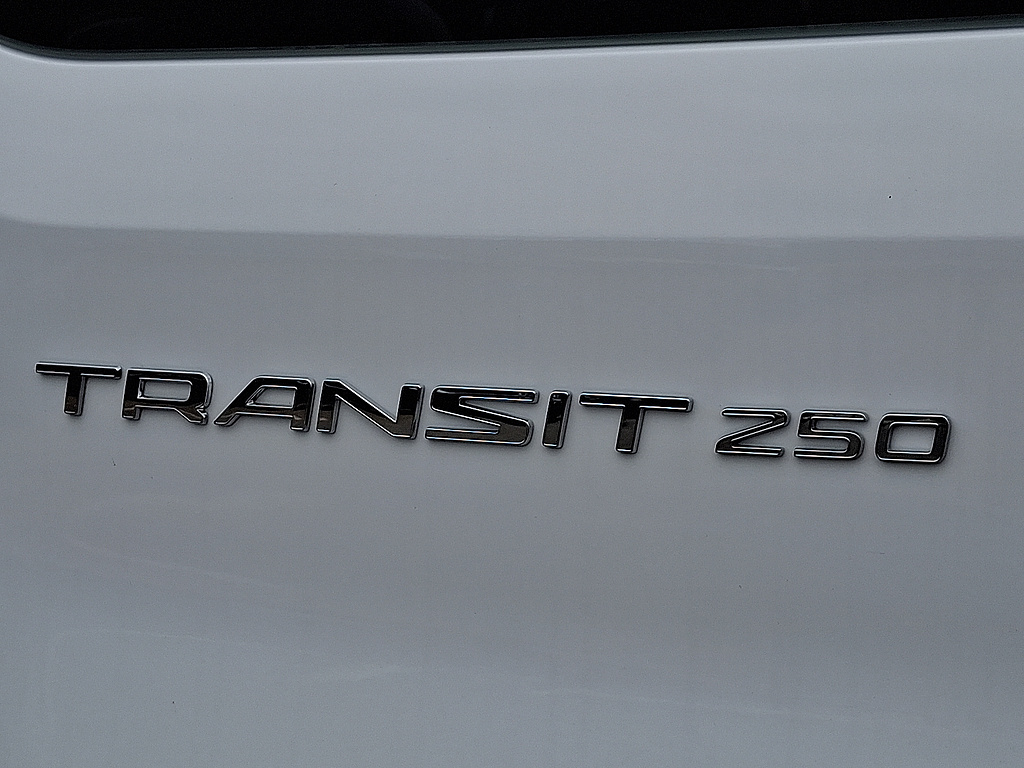 2024 Ford Transit Cargo Van photo 30 of 31