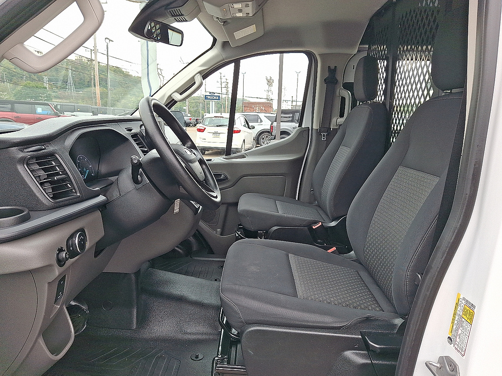 2024 Ford Transit Cargo Van photo 16 of 31