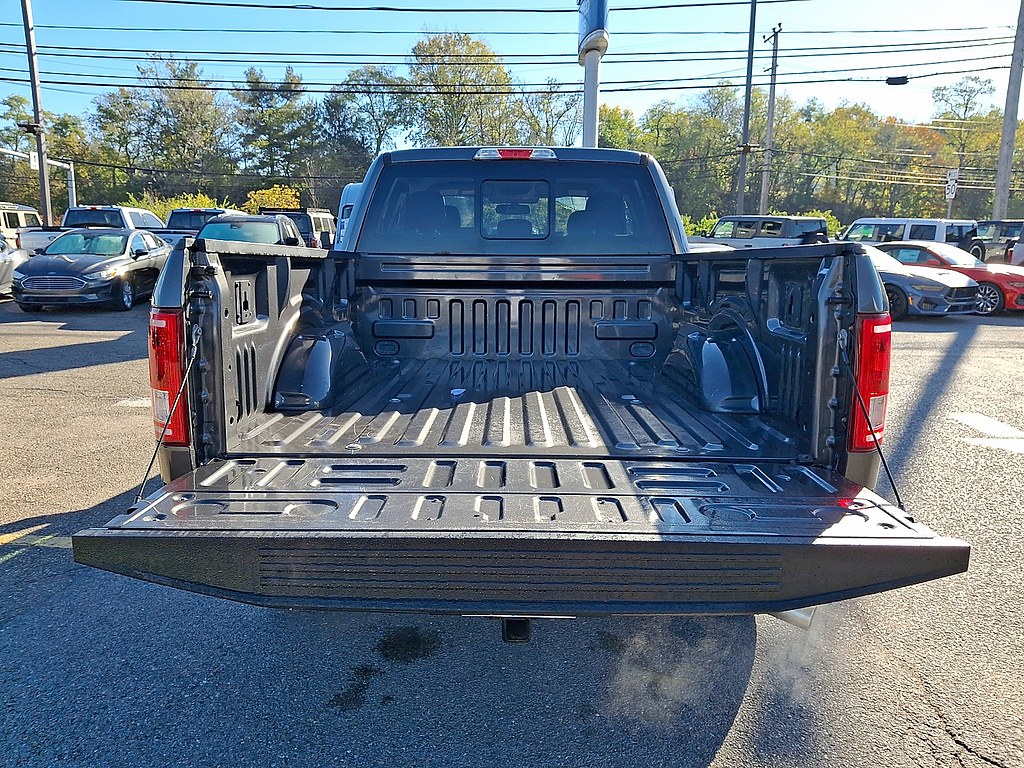 2016 Ford F-150 photo 28 of 31