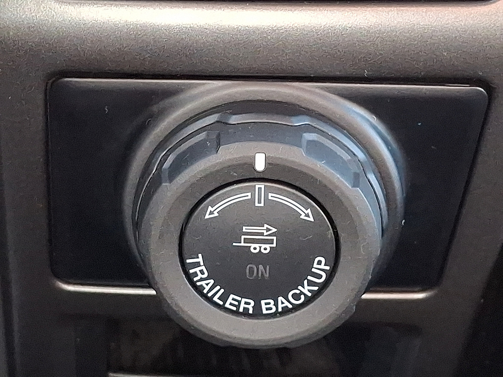 2016 Ford F-150 photo 25 of 31