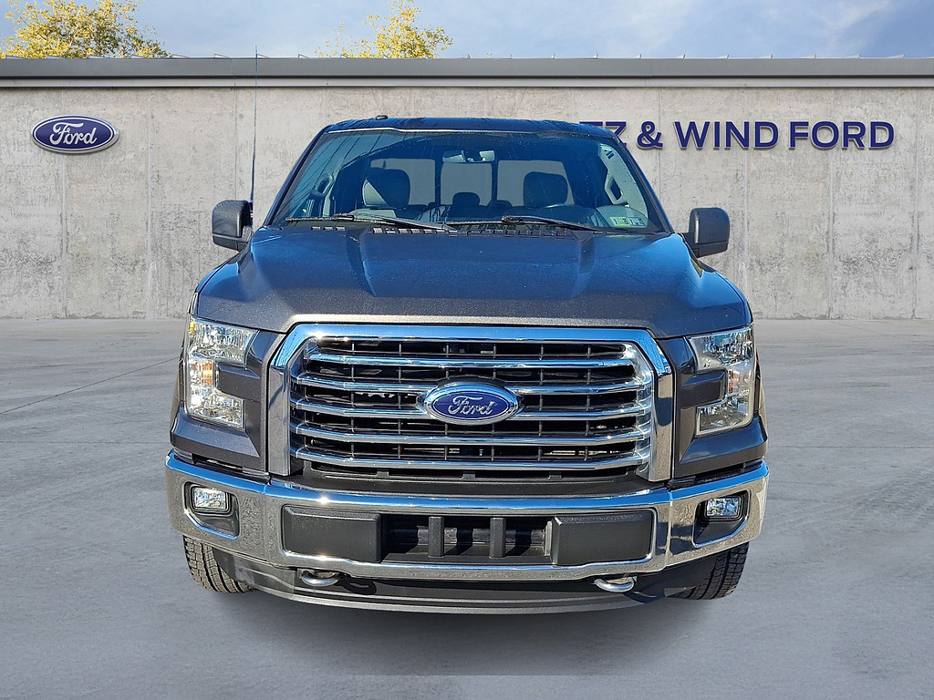 2016 Ford F-150 photo 2 of 31