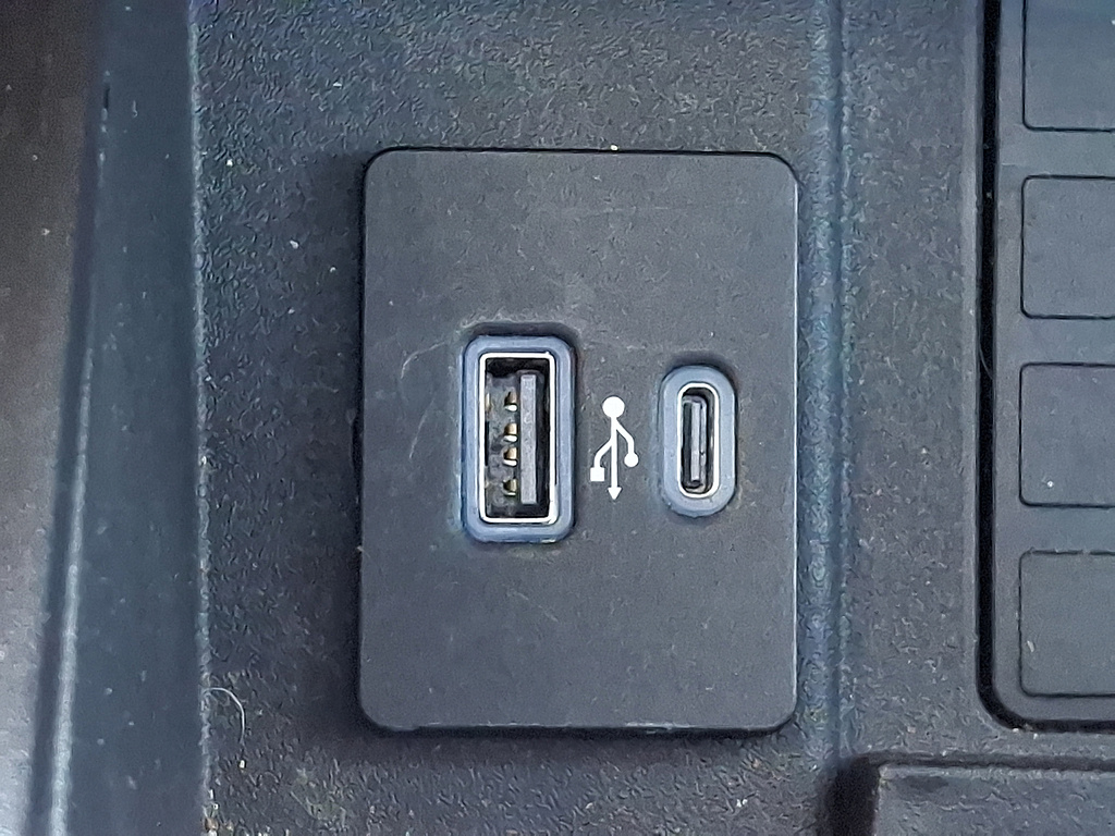 2021 Ford Super Duty F-250 SRW photo 25 of 32